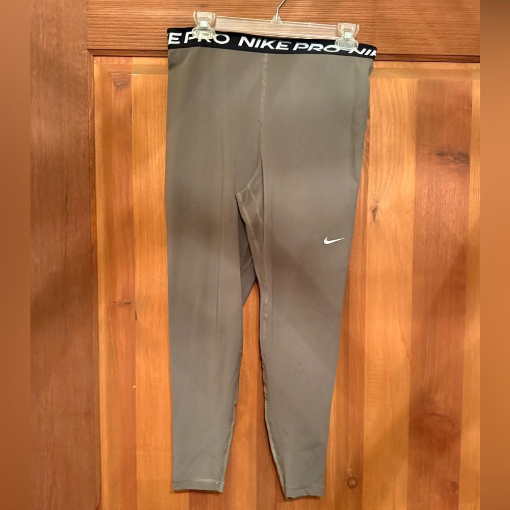 Nike Pro Olive Leggings
